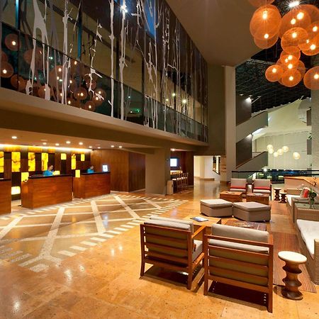 Marriott Tuxtla Gutierrez Hotel Exteriör bild Lobby